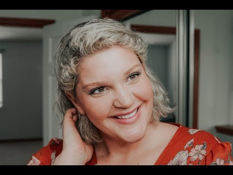 Dewy Summer Makeup Tutorial by Award-Winning MUA