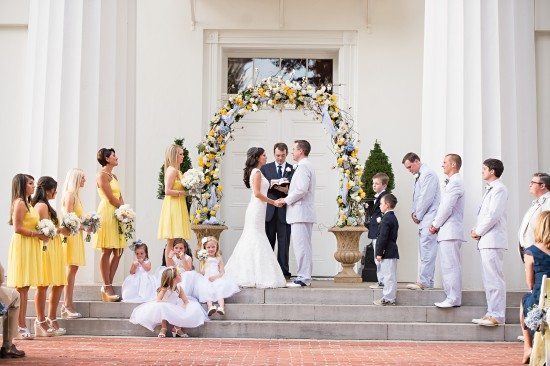 Wedding Vows: Traditional vs. Personalized