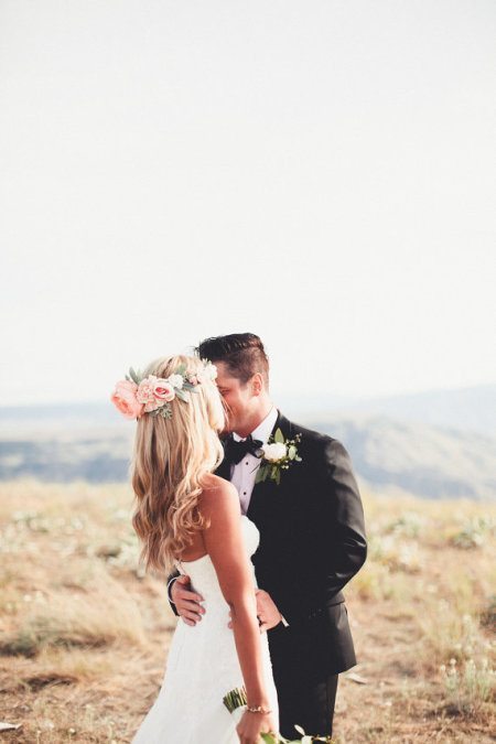 southern bride blog, wedding, bride and groom, headpiece, love sparkle pretty