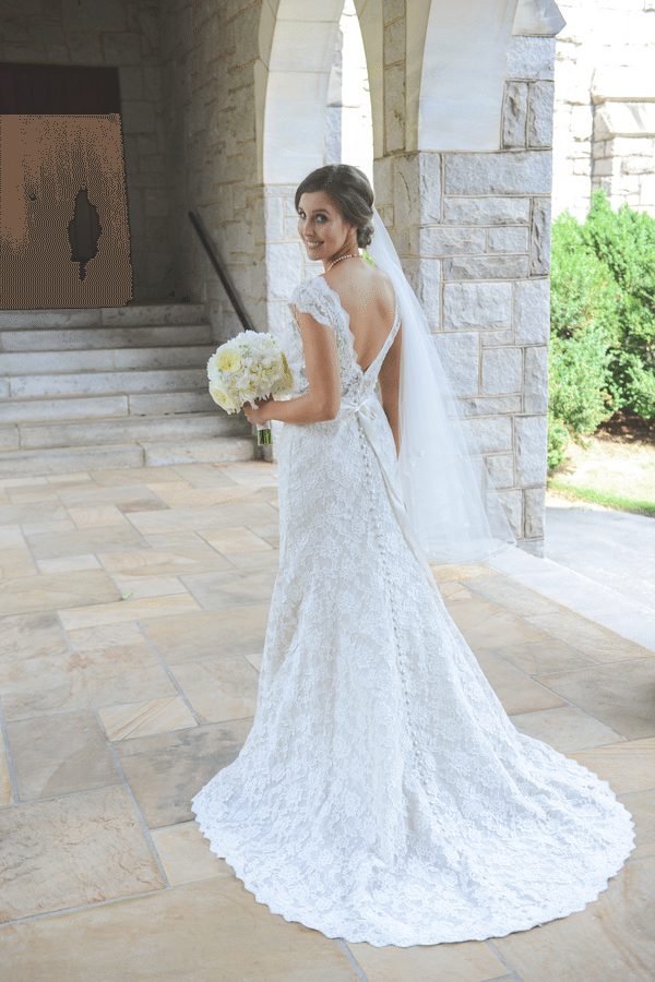 Simple Wedding, Elegant Wedding, Classic Wedding, Lace dress, Wedding Details, Wedding planning, Southern Bride Magazine, Georgia Wedding, Wedding blog