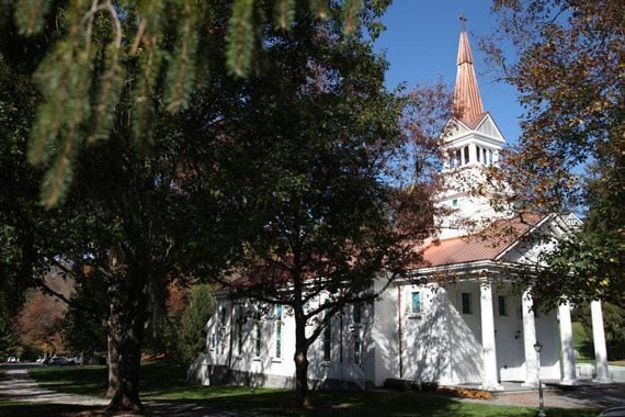 Greenbrier, Greenbrier chapel, Wedding Venue, Southern Wedding Venue, Chapel, White Chapel, southern wedding, southern bride, wedding blog