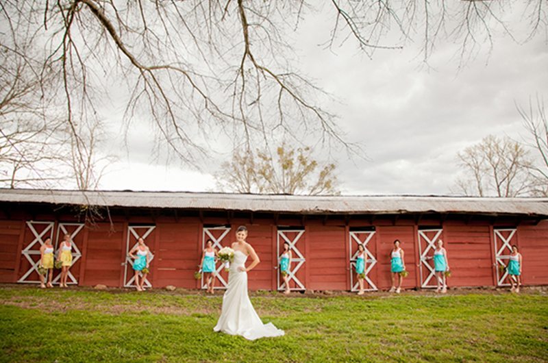 Love_in_the_Country-bridesmaids