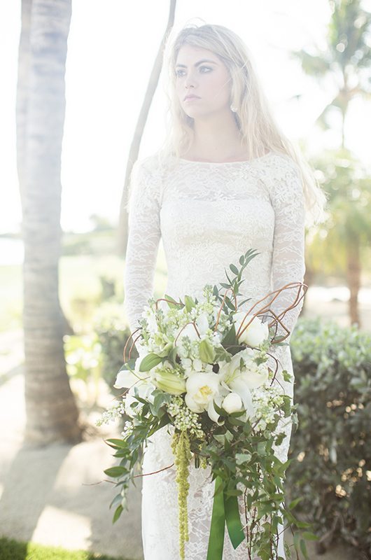 vera_wang-bride_bouquet_light