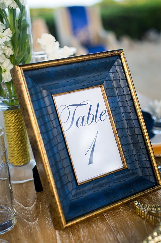 hawks_cay_resort_ocean_splendor-table_frame