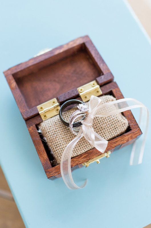 costa_wedding-rings_box_bow