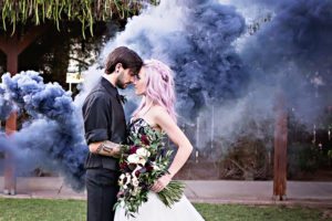 dark_romance-couple_smoke