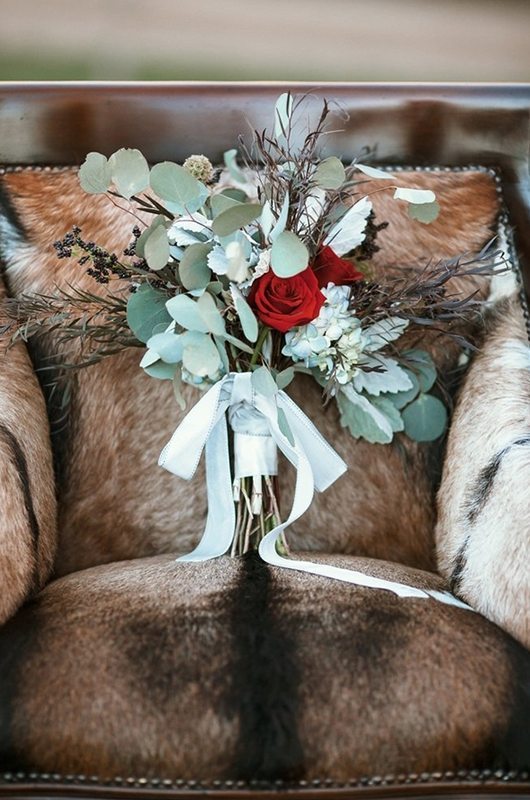 forest_and_fur-flowers_chair