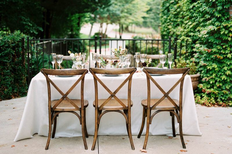 romantic_moody_fall_inspiration-table_chairs