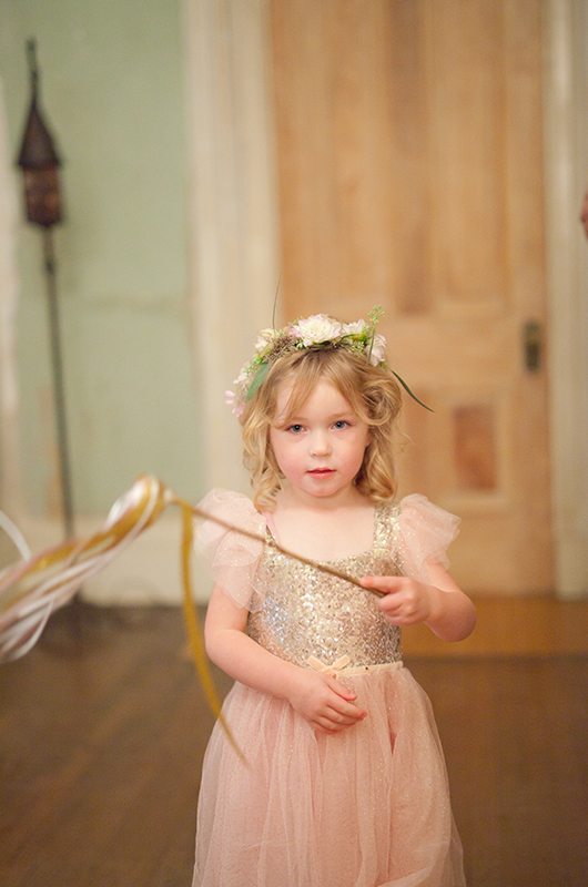 watson_wedding-flower_girl