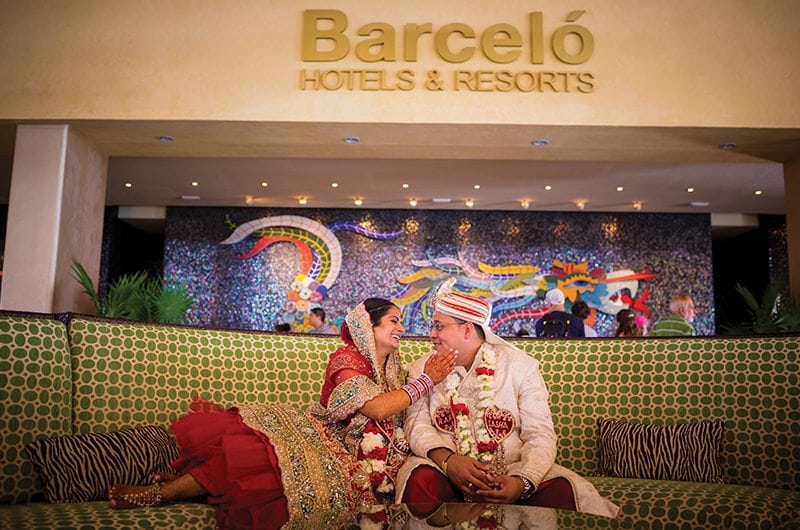 barcelo_maya-couple_sitting