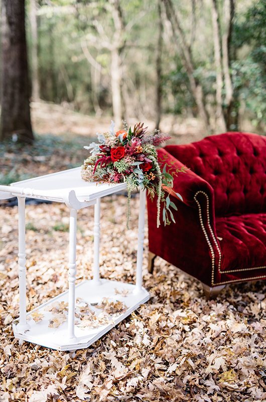 bohemian_fall_harvest-white_table_red_couch