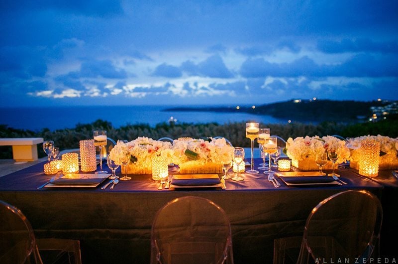 destination_wedding_tips-table_nighttime