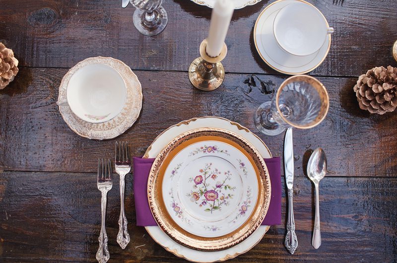 plum_and_gold-place_settings