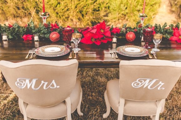 caroline-christmas_table_and_chairs