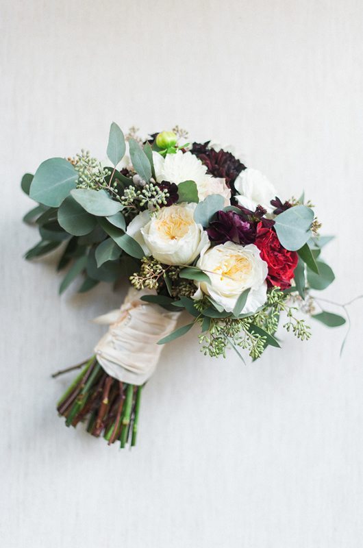 Romantic_Memphis_Garden_Ceremony-Bouquet