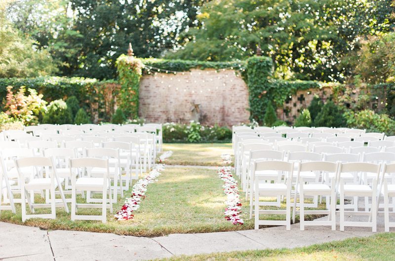 Romantic Memphis Garden Ceremony Isle