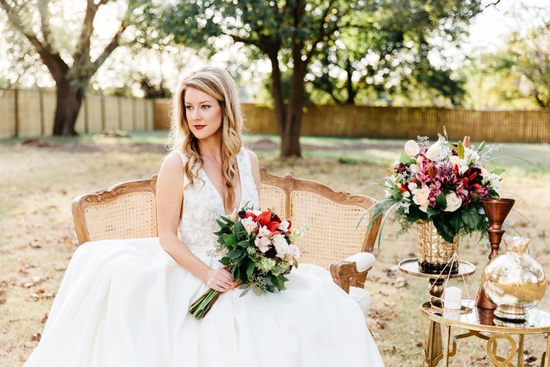 Guest_Post_From_Turner_And_Co_Events-Bride_With_Bouquet