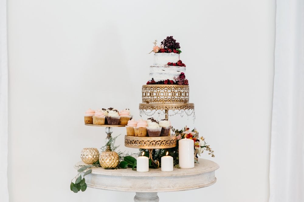 Guest_Post_From_Turner_And_Co_Events-Cake_Table