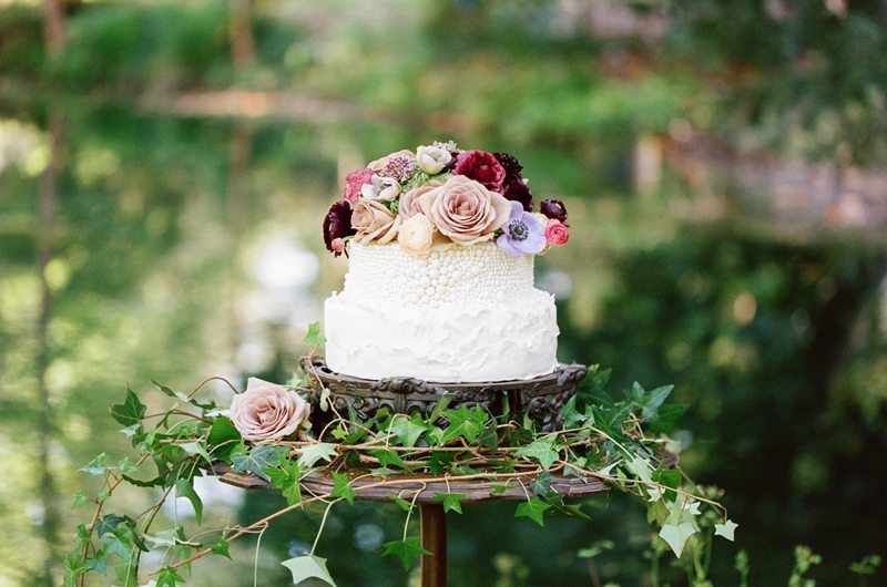 Stately_Style_from_Greenville_South_Carolina-Cake