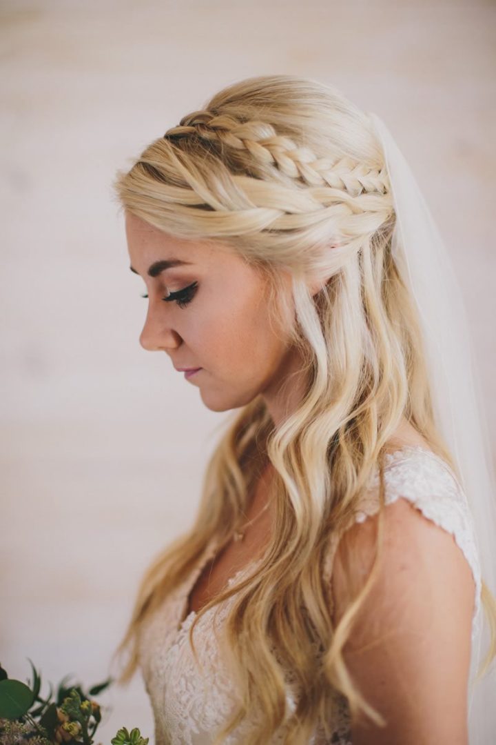 callie_charlie_a_lifetime_of_adventure-bridal_hair