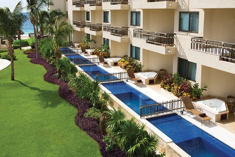 Cancun_Mexico_Dreams_Riviera_Resort_and_Spa-DRERC_PreferredClub_SwimoutSuites_2