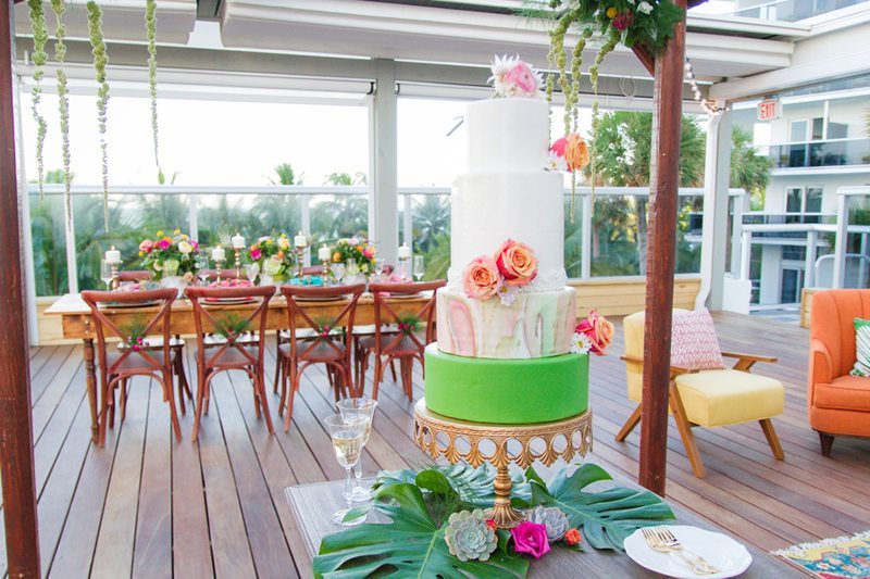 Say_I_DO_to_vibrant_colors-EricaMelissa_vibrant_cake