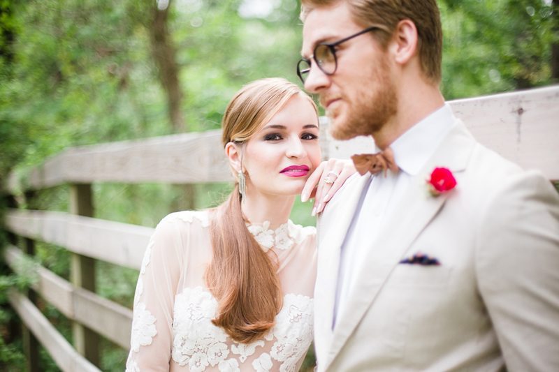 Unique_Southern-_Charm_Inspiration-Bride_And_Groom_Fence