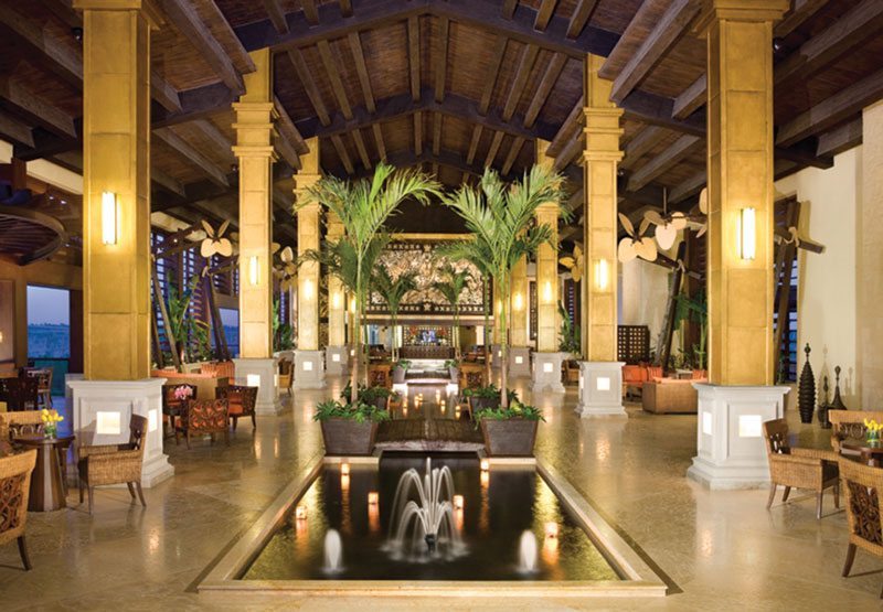 Cancun_Mexico_Dreams_Riviera_Resort_and_Spa-DRERC_LOBBY-AT-NIGHT_1A