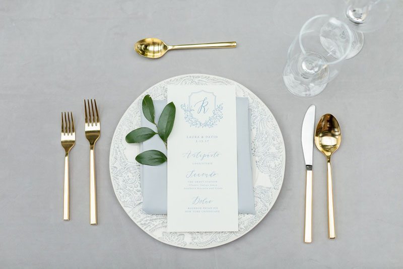 New_York_Style_Wedding_Inspiration-dinner_place_setting