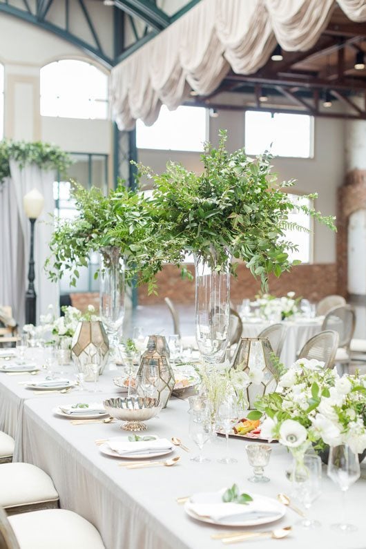 New_York_Style_Wedding_Inspiration-floral_decoration_on_table