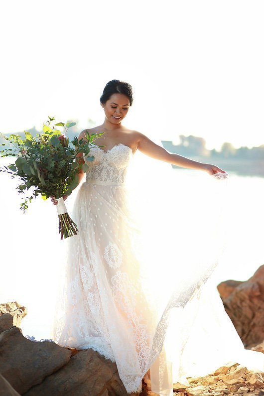 Winter_Wedding_Inspiration_by_Douglas_Lake-lace_dress_by_the_lake