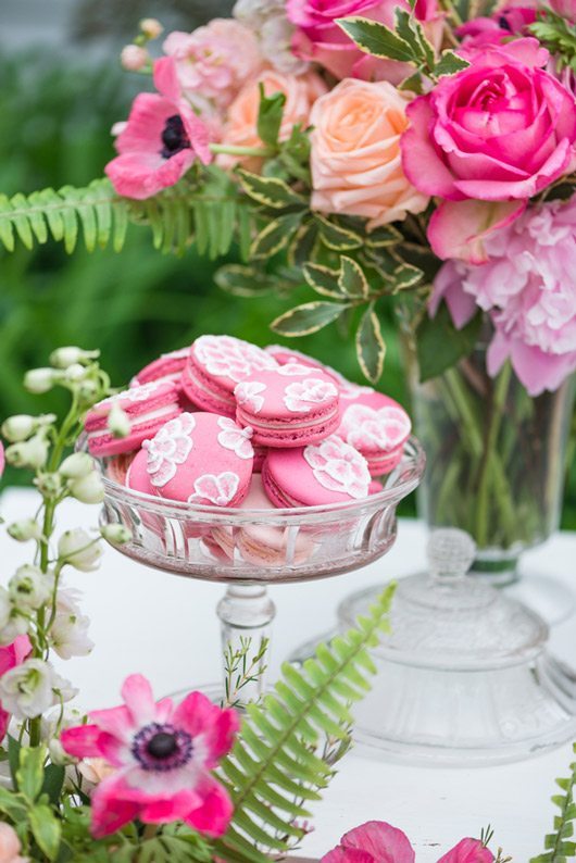 Brunch_with_the_Bride-macaroons