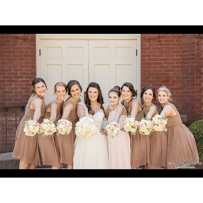 taylorwood_salon_and_spa-bride_and_bridesmaids