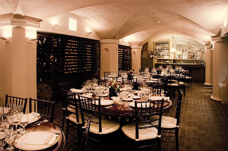 Beacon-wine_cellar_with_seating