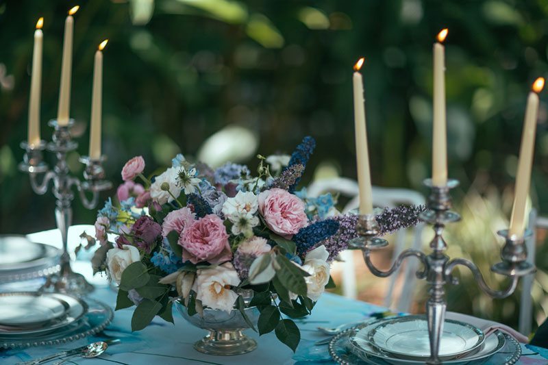 French_Inspired_Shoot-table_setting_with_flowers_and_candles