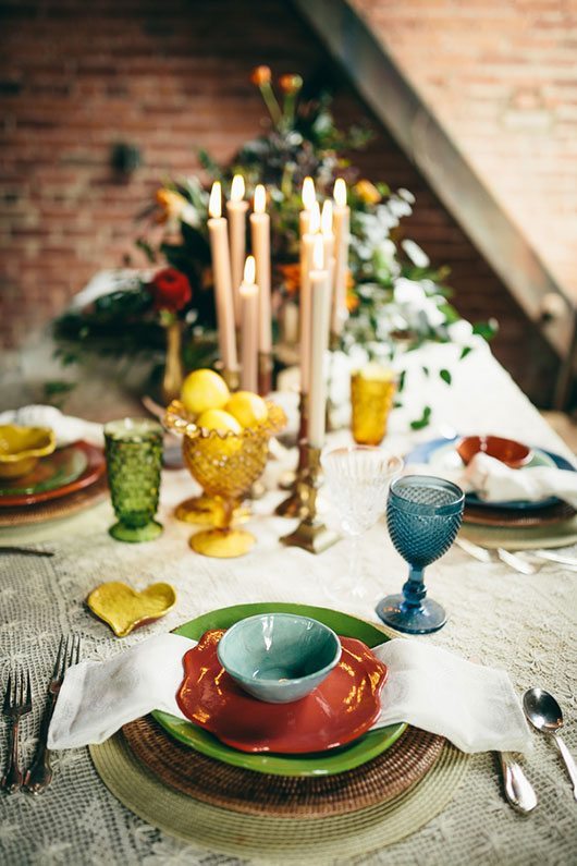 Industrial_Warehouse_Shoot-set_table_with_candles