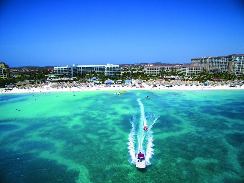 Marriott_Stellaris_Aruba-Boat_and_Resort_Drone_Shot