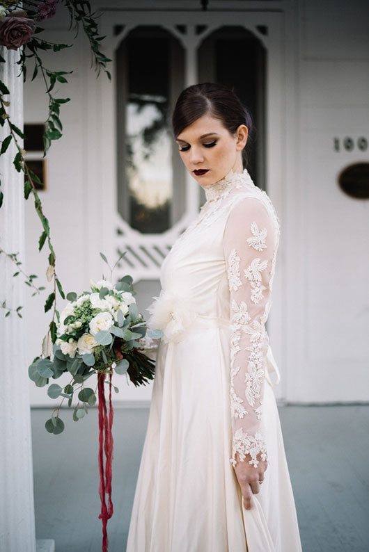 Vintage_Winter_Bridal-bride_outside_looking_down