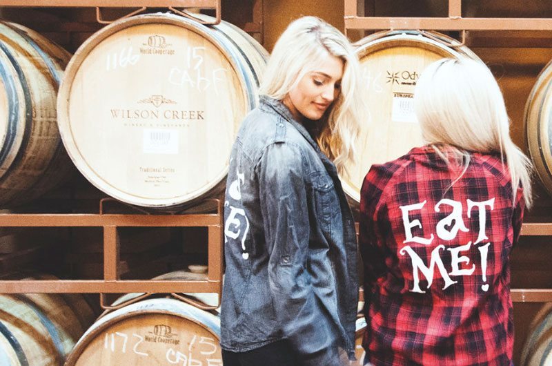 Bridesmaids_Giveaway-eat_me_flannel