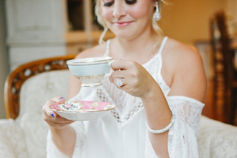 Southern Luncheon Ring With Tea Cup