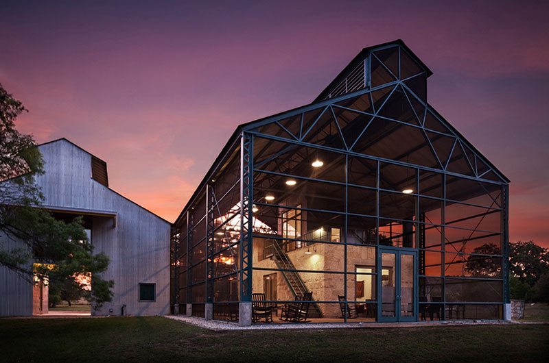 Home Away Barn At Sunset