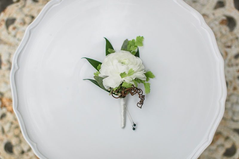 Winter Wonderland White Plate With Rose