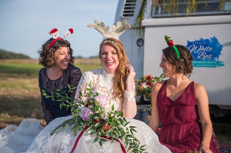 Charleston Christmas Wedding Bride With Bridesmaids