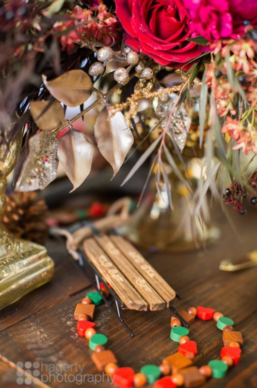 Christmas Table Inspiration Vintage Sleigh