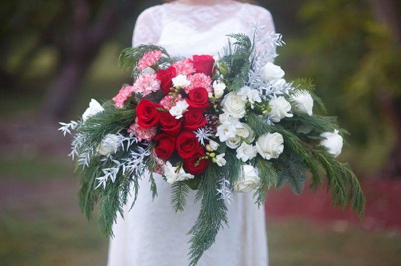 I Saw Mommy Kissing Santa Claus Bouquet