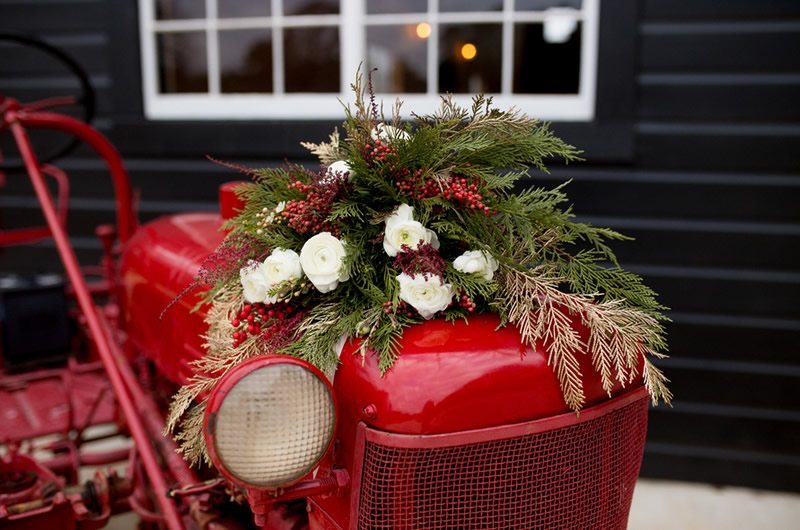 Perfect Christmas Wedding Inspiration Tractor