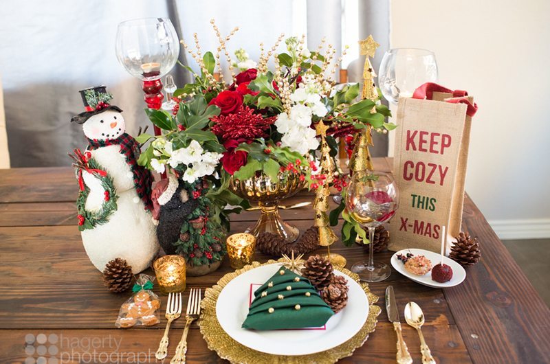 Tradition Christmas Party Decor Full Table