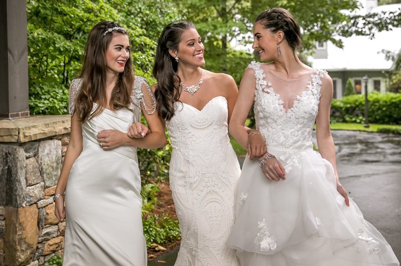 3 Looks We Love From Casablanca Bridal Feature Image