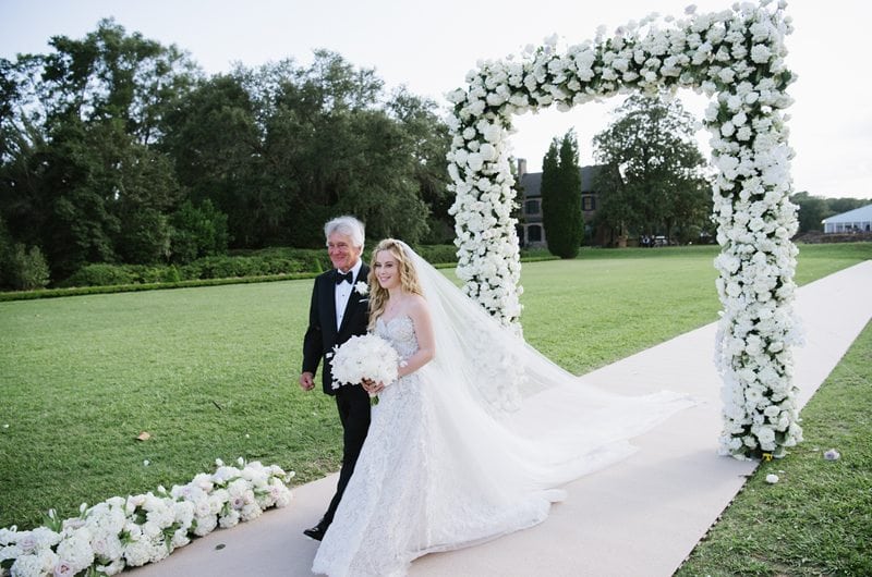 EXCLUSIVE LOOK AT TARA LIPINSKIS Father Of The Bride