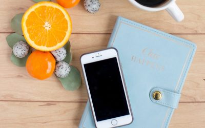 9 Wedding Planning Apps We Love